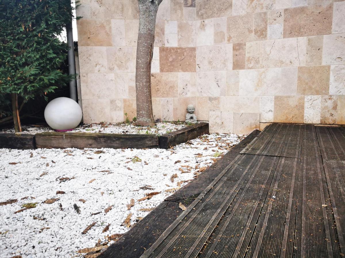 Apartamento A La Belle Vie Saint-Émilion Exterior foto